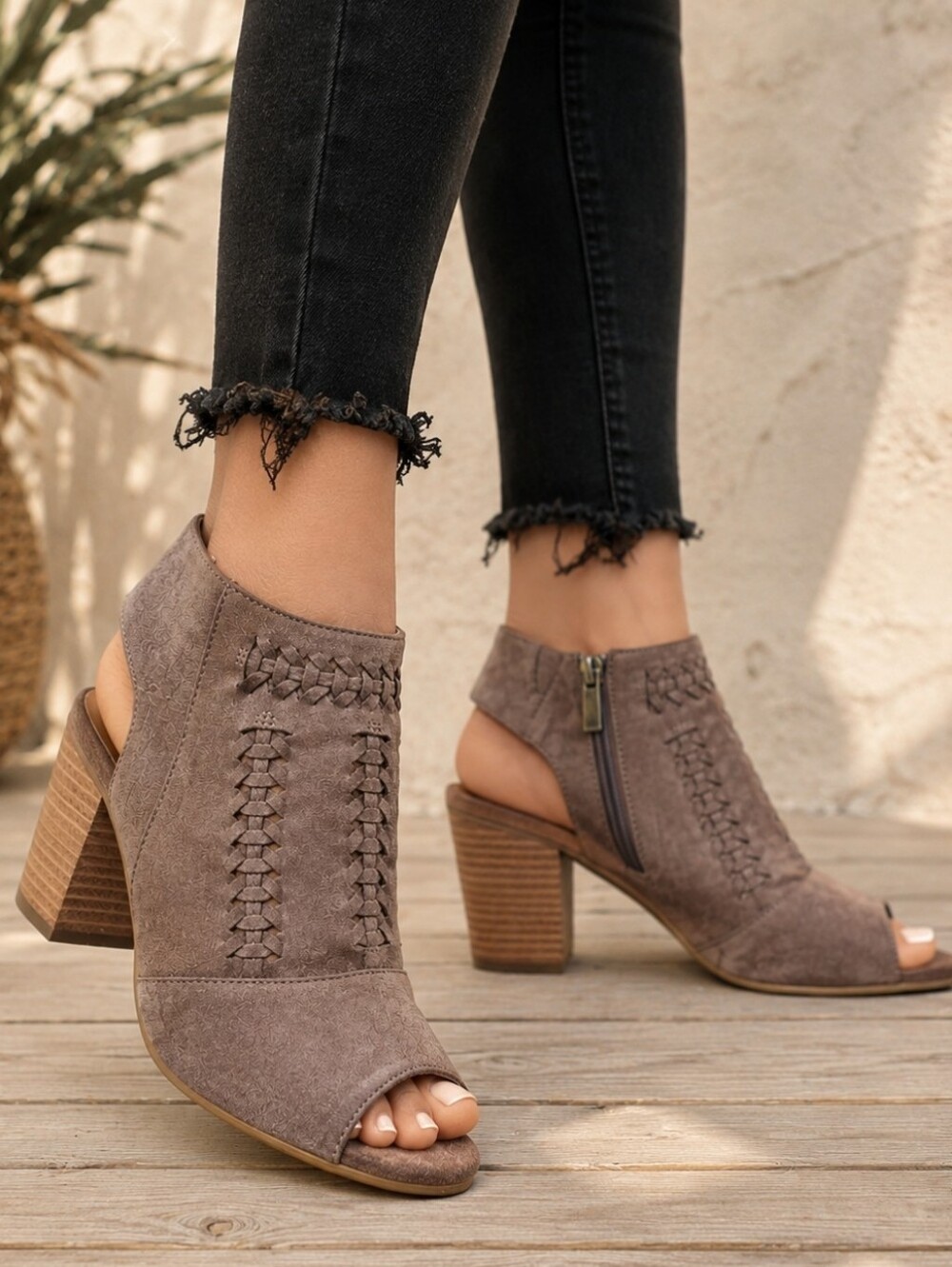 Ruff Hewn Pia Y2K Coastal Boho Revival Peep Toe Block Heel Bootie Sandals 10M